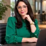 Corretor Luana Rodrigues, equipe imobiliária YK Private, creci: 203842-F